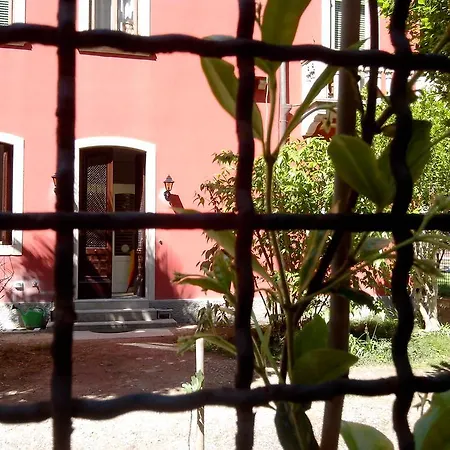 Maison Sant'elena 公寓 *