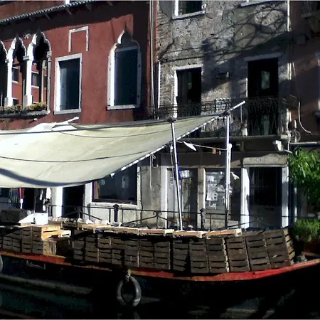Maison Sant'elena 公寓 *